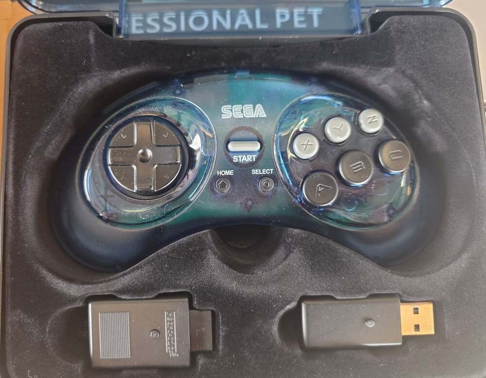 Retro-Bit Official Sega Genesis 8-Button Arcade Pad 2.4 GHz